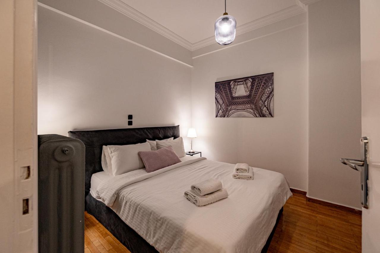 Cozy Apartment In Kolonaki Athens - Sleeps 5 Buitenkant foto