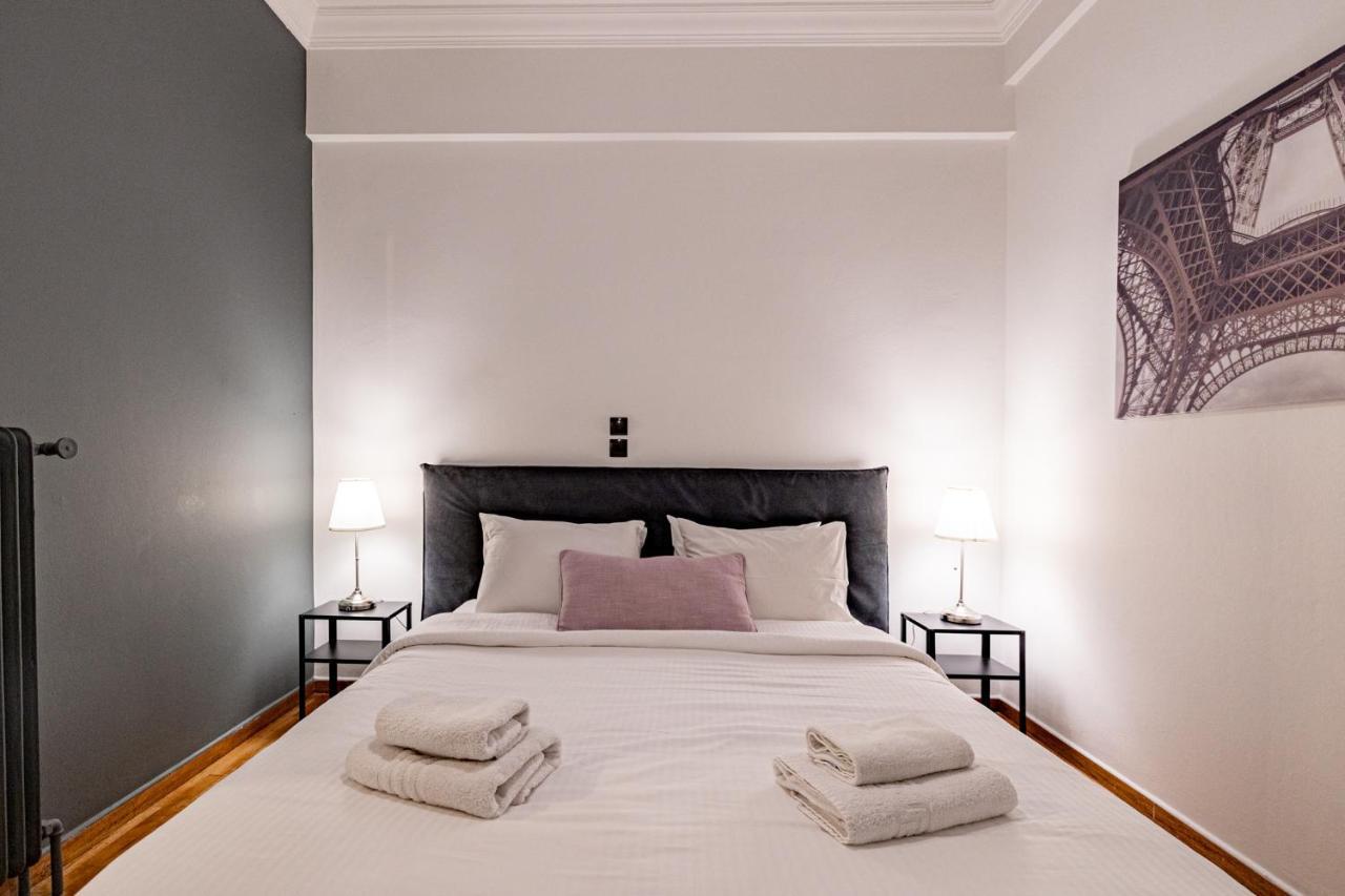 Cozy Apartment In Kolonaki Athens - Sleeps 5 Buitenkant foto