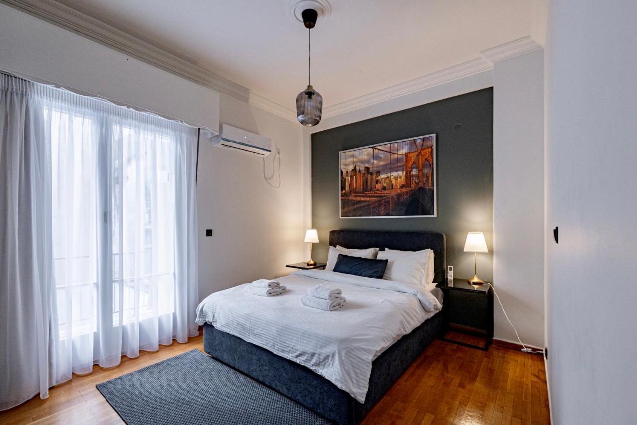 Cozy Apartment In Kolonaki Athens - Sleeps 5 Buitenkant foto